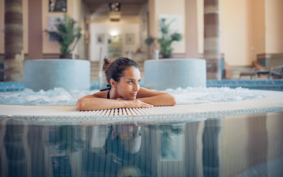 Bain bouillonnants aux thermes de Luxeuil