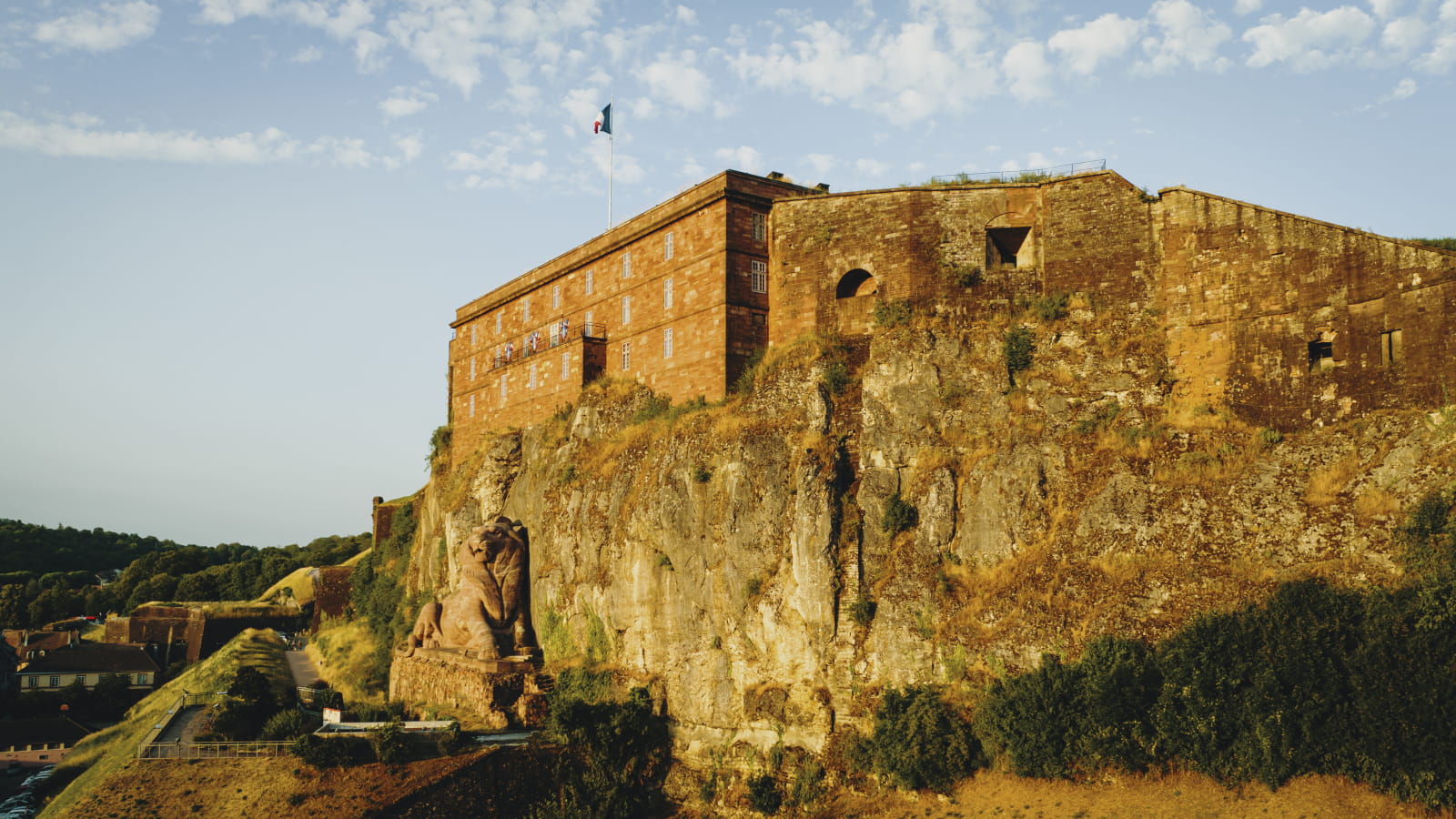 coucher de soleil sur la citadelle de belfort