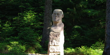 Symposium de sculptures :  la Roche Solaire