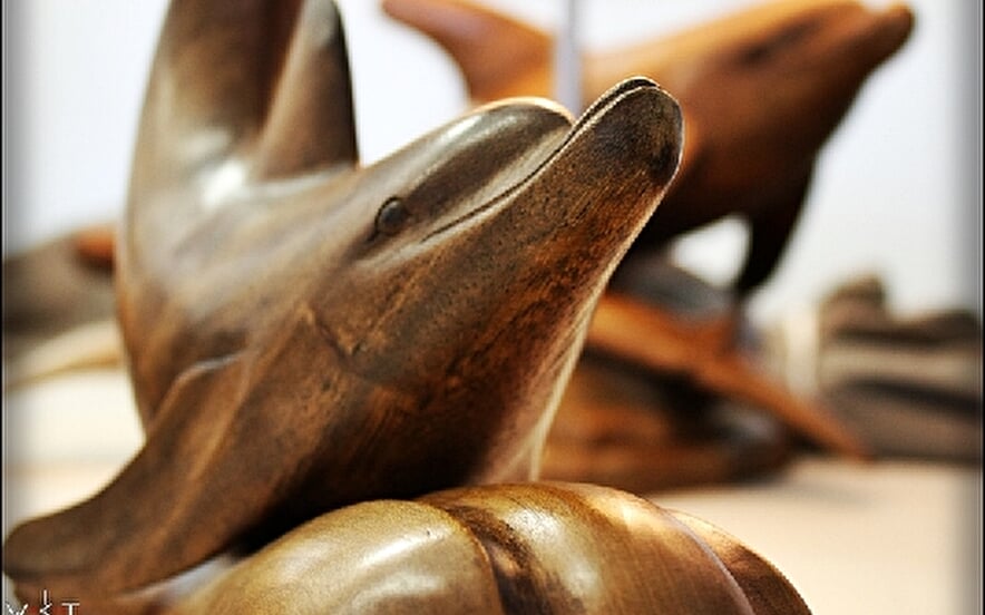 Sculpteur sur bois / armoiries Gérard Riandet