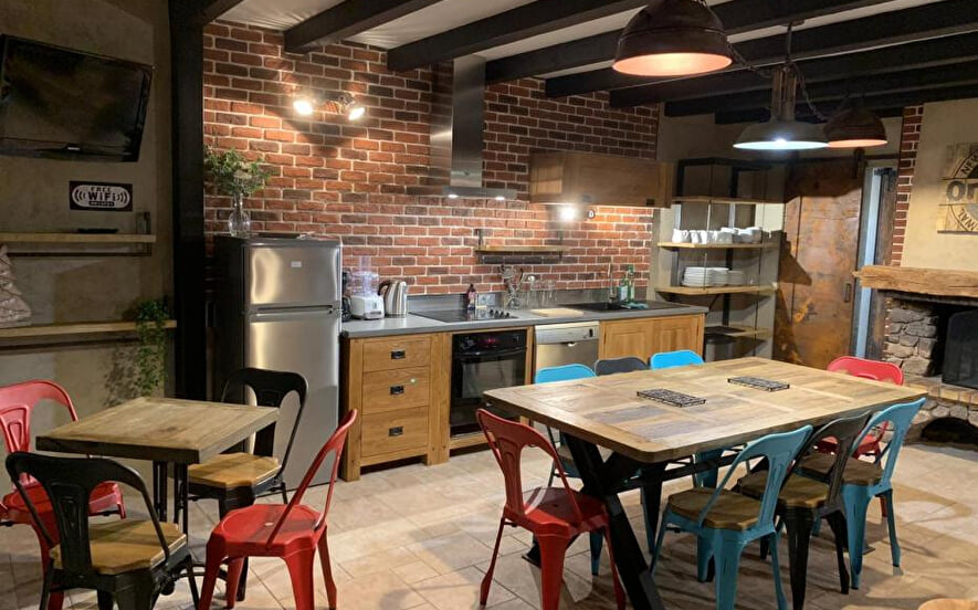 Appartement 6 personnes - Haut du Comte - vue forêt et rivière - Bol d'air