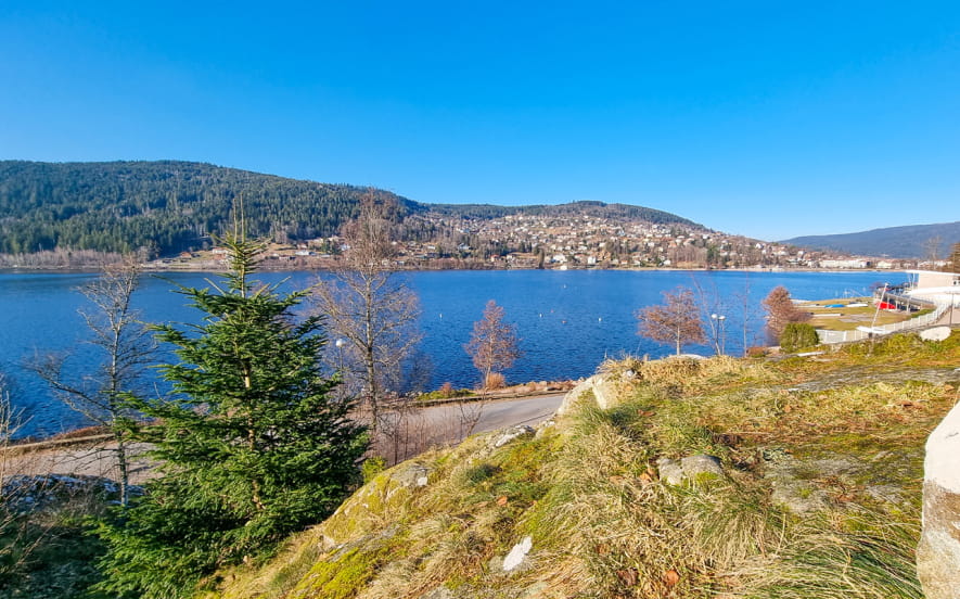 La roche du lac