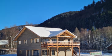 Appartement 10 personnes - La Grosse Cabane - Gîte écologique tout inclus