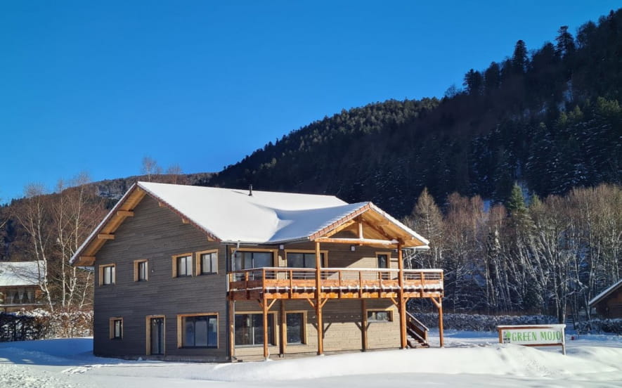 Appartement 10 personnes - La Grosse Cabane - Gîte écologique tout inclus