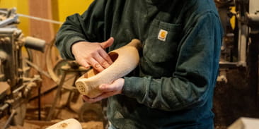 Immersion dans un savoir-faire ancestral à la Saboterie Haeberlé