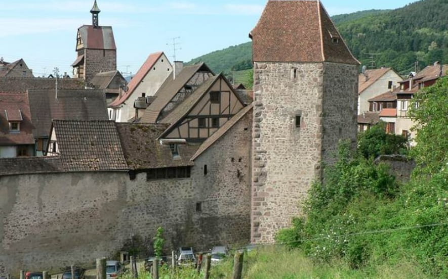 Tour des Voleurs & Maison de Vigneron