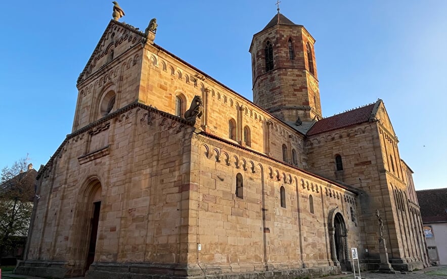 L'église romane Saints Pierre et Paul
