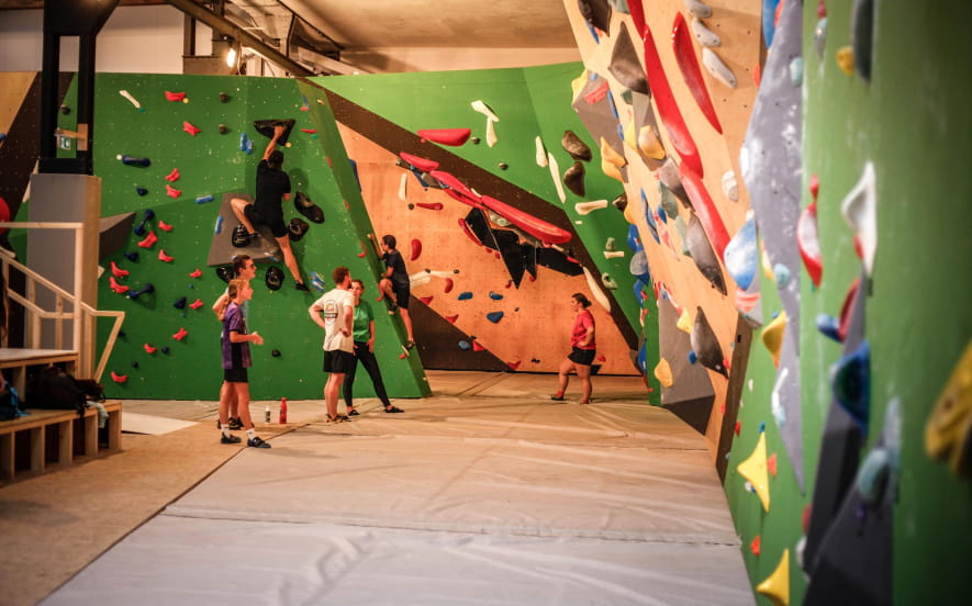 Hop'n bloc salle d'escalade indoor