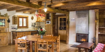 Gîte Les Bleuets de M. Creuzot Gérard (15 personnes)