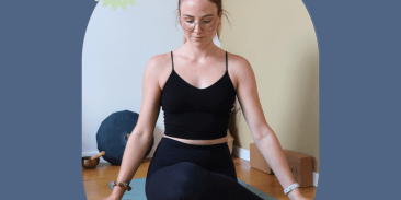 Cours de yoga vinyasa avec Sarah Dalstein