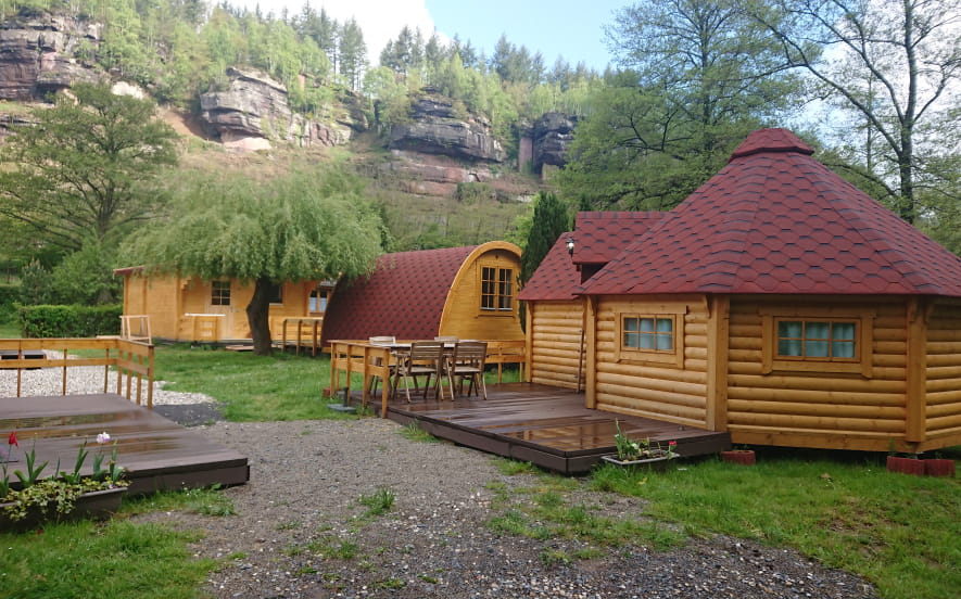 Hébergements insolites en kotas, pods et chalets