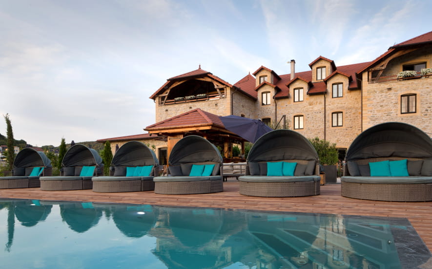 Spa gemology