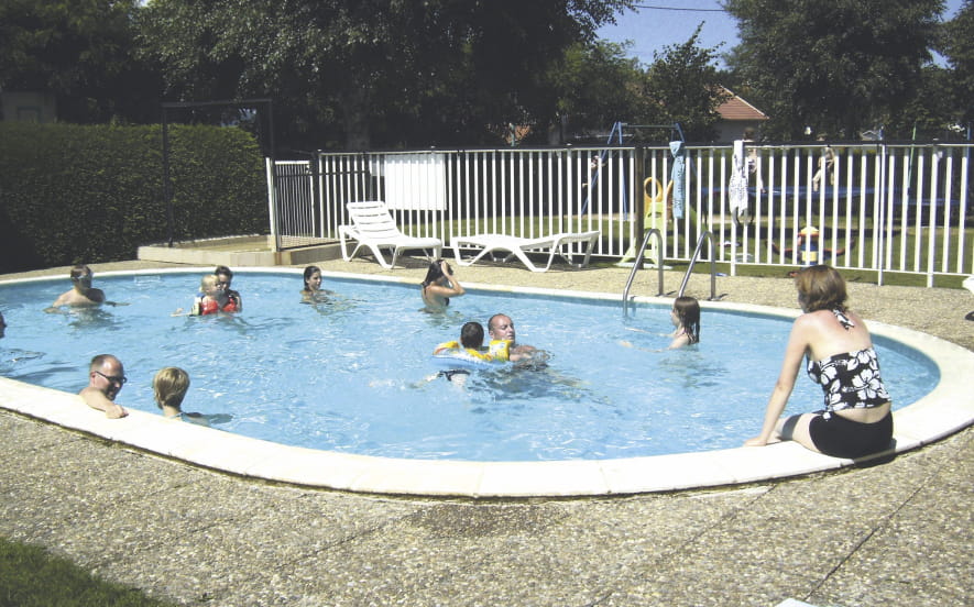 Locatif de plein air: Camping les deux pins