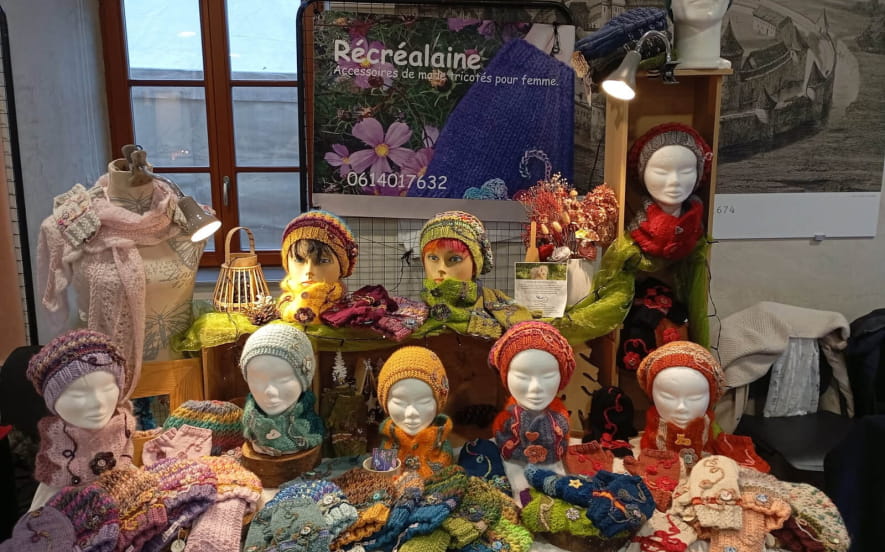 Exposition - Les accessoires aux couleurs de la Vie de Récréalaine et de Nadezda Bruckmann.