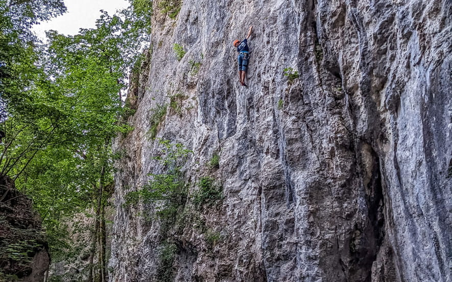 Site naturel d'escalade "Grotte des Nains"