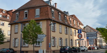 Le couvent de la Congrégation des Soeurs du Très Saint Sauveur