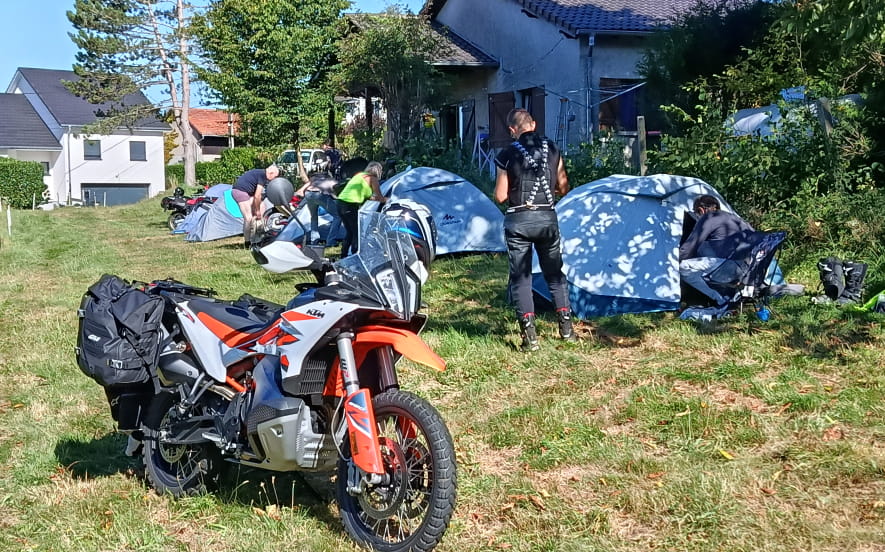 Camping chez l'habitant - pause à Vasperviller