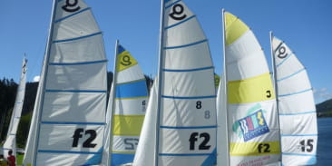 Voile et planche a voile - base nautique