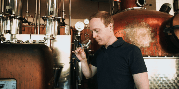 Glissez vous dans la peau d'un distillateur !