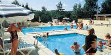 Locations au Camping les Pinasses