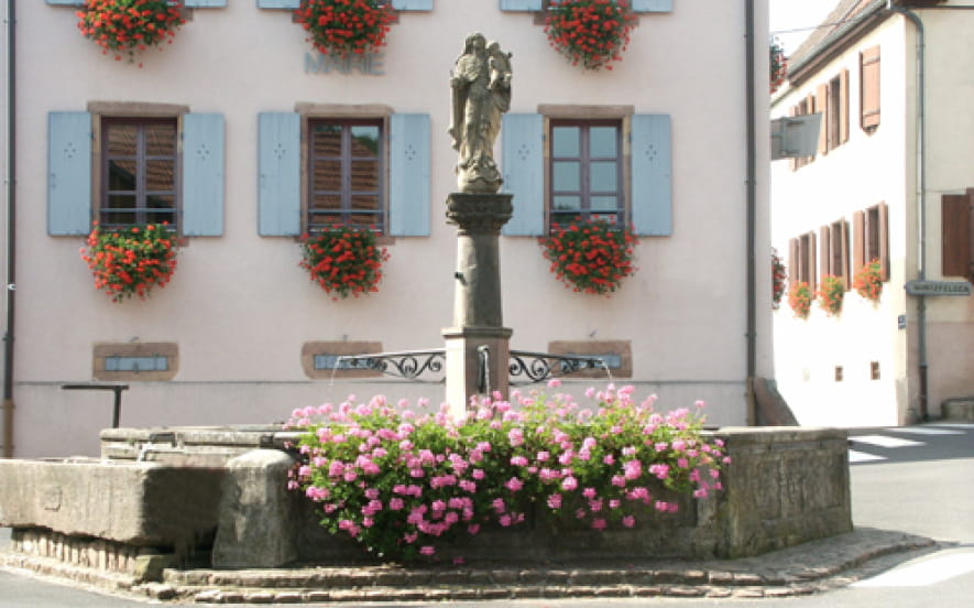 Fontaine de la Vierge à Osenbach