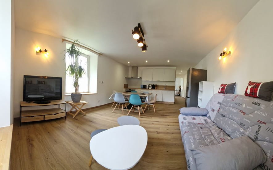 Appartement 6 personnes - Gîte Aubépine - Jardin et ruisseau