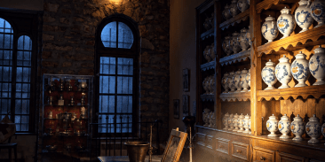 Le musée dans la nuit  : Une visite à la lampe torche du musée Henri-Mathieu